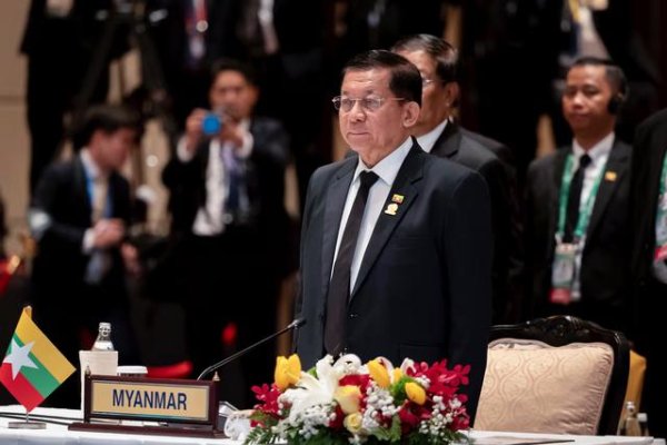 大象配资 敏昂莱退居二线, 身边亲信成缅甸一把手, 或干件对中国不利的事情