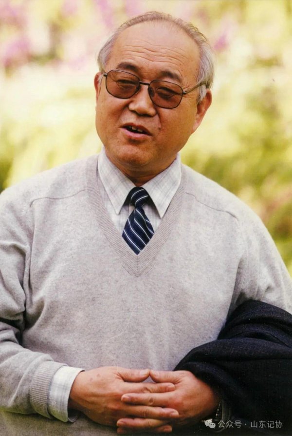 天盈配 老报人刘广东同志逝世